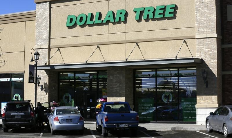 Dollar Tree stock jumps as Q3 earnings top estimates